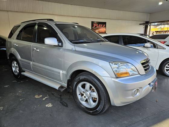 KIA SORENTO 2.5 EX 4X4 16V DIESEL 4P MANUAL KIA SORENTO 2.5 EX 4X4 16V DIESEL 4P MANUAL
